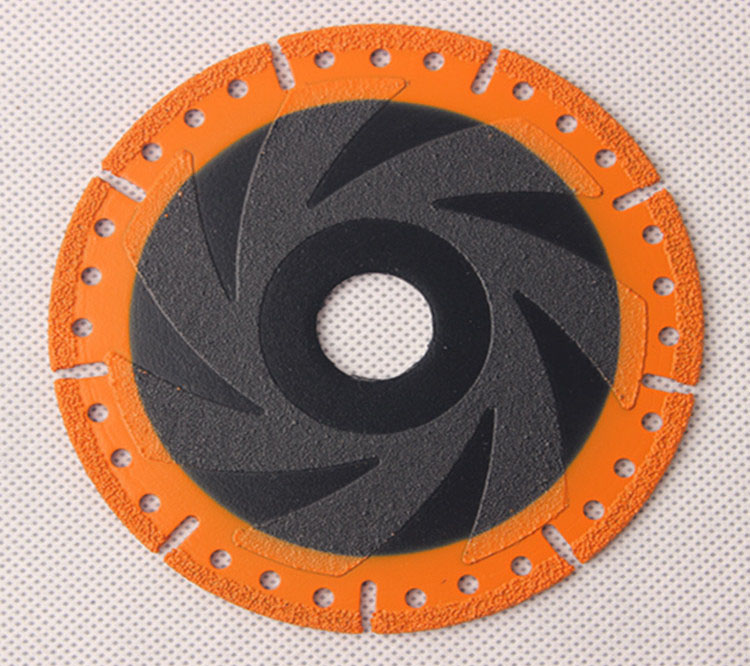 105mm Hotsale Diamond Turbo Vacuum Brazed Blade for Granite, Marble, Sandstone